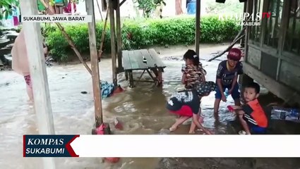 Tanggul Sungai Jebol Rumah Warga Rusak Tergerus Air
