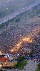 تم 1 کے ساتھ مائنس کرو  ھم 22 کروڑ کے ساتھ ضرب دے دیں گے ✊✊