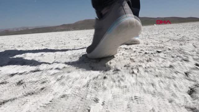 PROF. DR. ALAEDDİNOĞLU VAN GÖLÜ HAVZASI KÜRESEL İKLİM DEĞİŞİKLİĞİNDEN DAHA ÇOK ETKİLENECEK