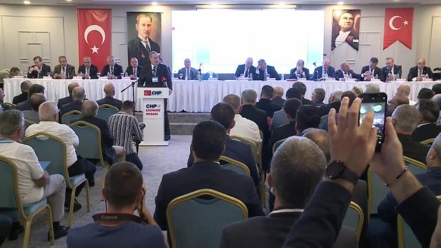 Faik Öztrak: Bütçe, Hükümetlerin Tercihini Gösterir: Faiz Giderleri 151 Milyar Tl, Kur Korumalı Mevduat İçin Ödenen 61 Milyar Tl, Çiftçilere Ödenen...