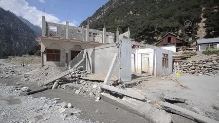 Pakistan'ı vuran selin neden olduğu yıkım