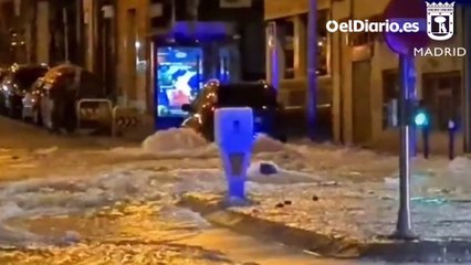 Cortado un ramal de la M-30 por una gran inundación en Marqués de Vadillo