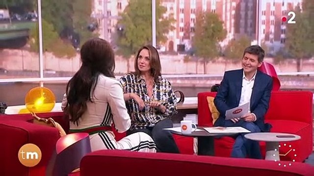 Amel Bent sur le plateau de l'émission Télématin , elle parle de ses enfants.
