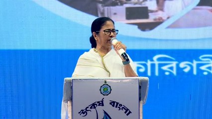কচুরিপানাকে শিল্পের কাজে লাগানোর নির্দেশ মুখ্যমন্ত্রীর| Oneindia Bengali