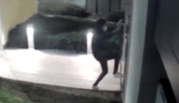 Milano, furti in casa dei calciatori Calhanoglu e Sensi e dell'influencer Chiara Biasi: arrestati due ladri acrobati (15.09.22)