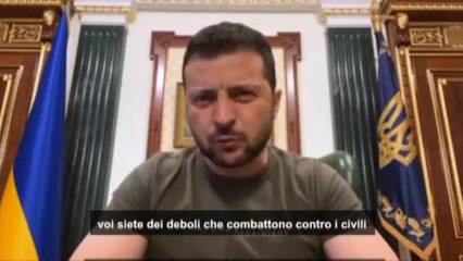 Zelensky ai soldati russi: siete deboli, infierite sui civili