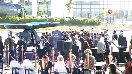 Uçan arabalar ilk kez semalarda göründü