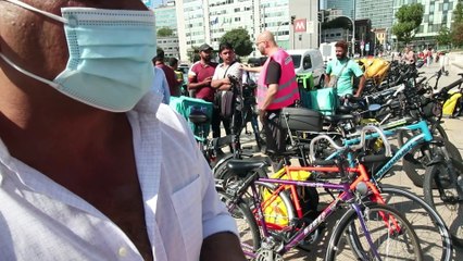 Tải video: Milano, la protesta dei riders in stazione Centrale. Mohamed: 