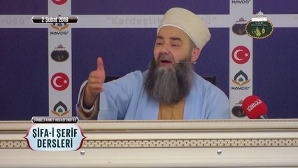 Peygamber Efendimiz, Başını Bineğinin Semerine Kadar Eğmişken Birileri Ona Nasıl Gurur İsnat Eder?!