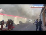Marseille : incendie localisé dans l’ancienne boucherie Slimani des Puces, le feu toujours en cours