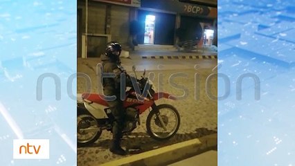 "Hasta el cajero le está acompañando": Denuncian una presunta "coima" a un policía