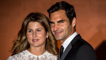 GALA VIDEO - Roger Federer annonce sa retraite : qui est son influente épouse Mirka ? (1)