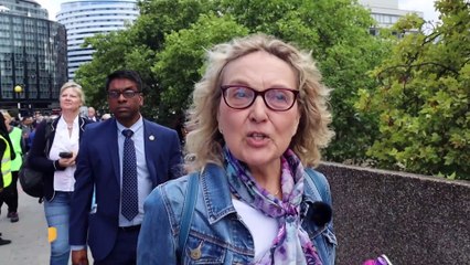 The Royal Queue: What's it like?