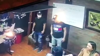 ¡Con pistola en mano! Así fue el robo que se presentó en El Mulato Cabaret