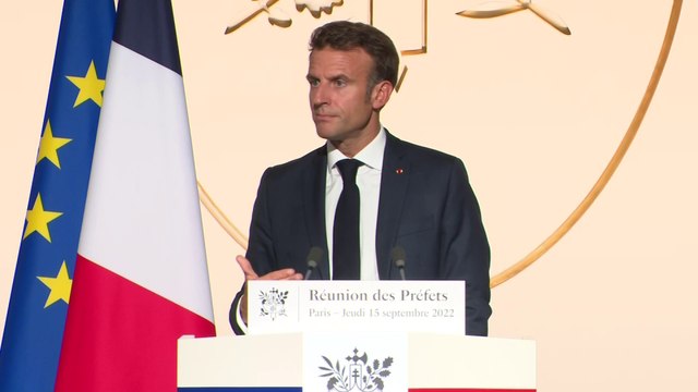 Immigration: Emmanuel Macron souhaite un texte de loi pour début 2023 face à une politique inefficace et inhumaine