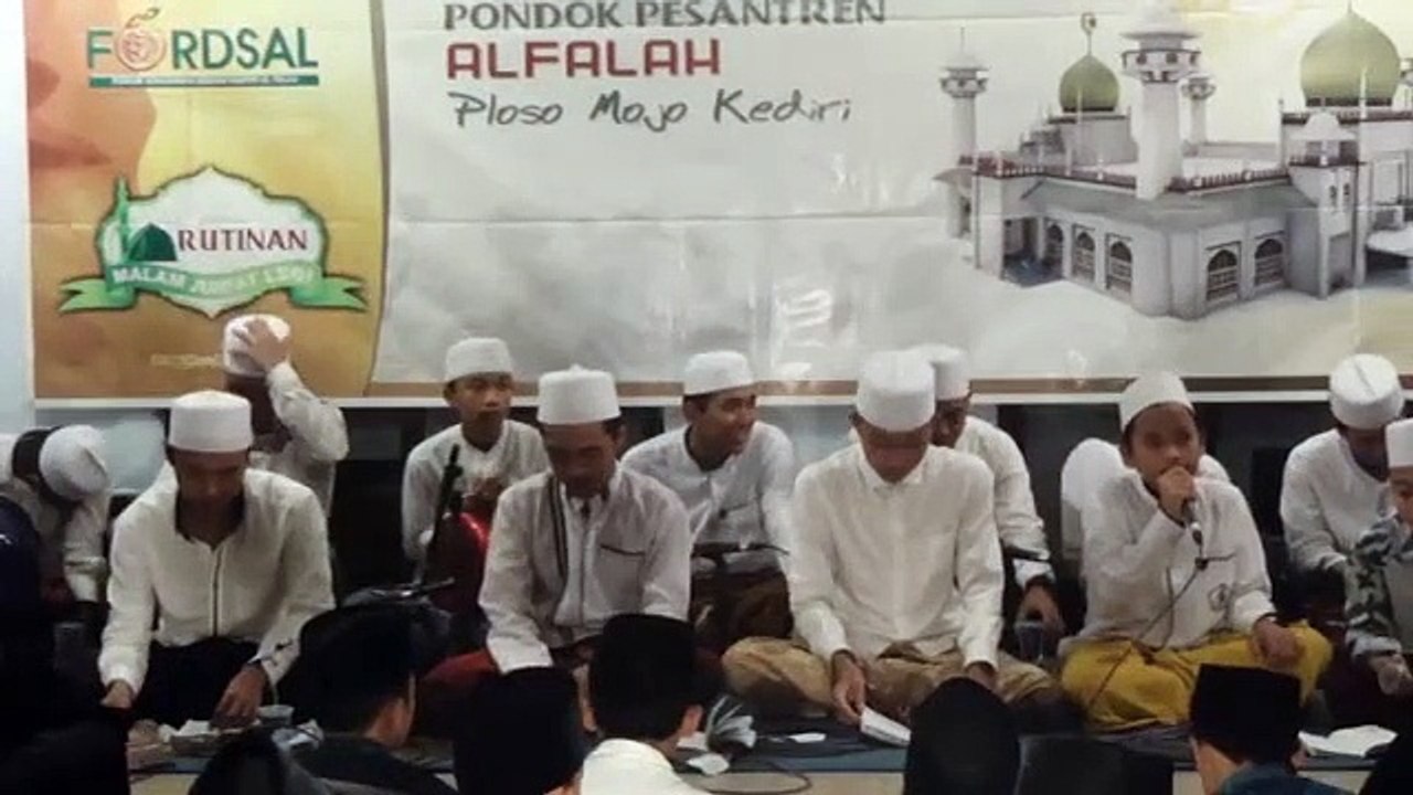 Qomarun_Al_Falahiyyah__pp_Al_falah_ploso_