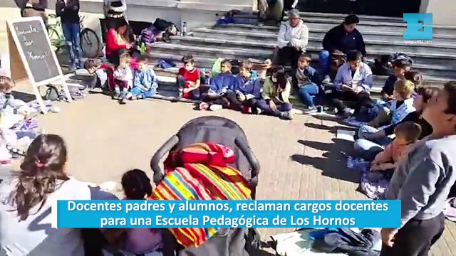 Docentes padres y alumnos, reclaman cargos docentes para una Escuela Pedagógica de Los Hornos