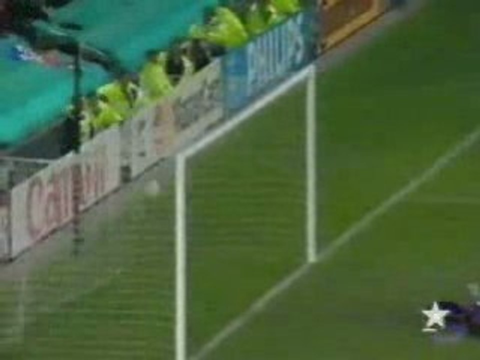 Fenerbahçe-Manchester United 1-0 gol Boliç 1996