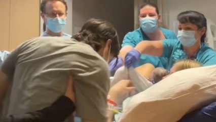 Boyfriend Faints After Girlfriend Gives Birth | Happily TV