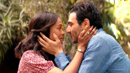 Zoe Saldaña Finds Love in Trailer for the Netflix Series From Scratch