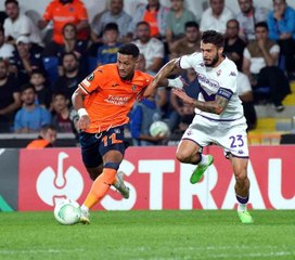 Download Video: Medipol Başakşehir, UEFA Avrupa Konferans Ligi A Grubu ikinci maçında sahasında İtalyan temsilcisi Fiorentina'yı 3-0 mağlup etti.