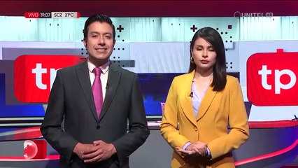 Video: Cocaleros apedrean un vehículo que era usado por supuestos policías 