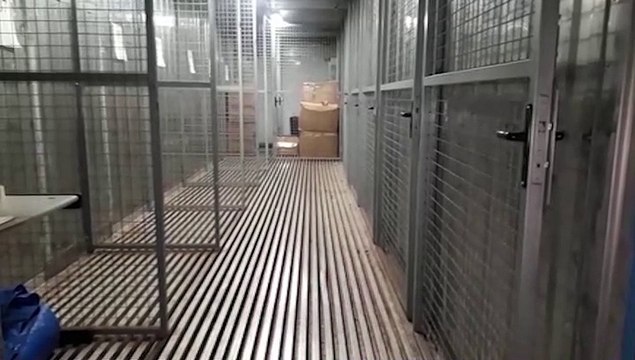 Caixas de cigarro eletrônico são apreendidas com nota fiscal constando que seriam solas de sapato