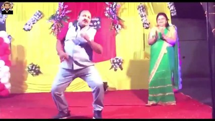 ROASTING CUTE GIRLS In University PRANK - Haris Awan