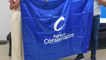 Tormenta al interior del Partido Conservador: expresidentes de la colectividad armaron "rebelión"