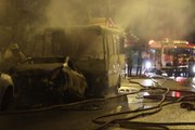 Son dakika haberleri... Çekmeköy'de otomobilde çıkan yangın iş yerine sıçradı