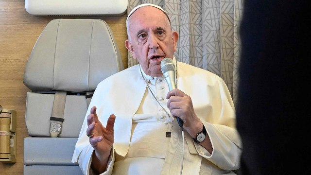 교황 우크라 정당 방위는 합법 ...서방 무기 지원도 용납 가능 / YTN