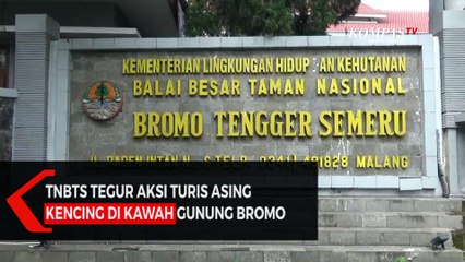 TNBTS Tegur Aksi Turis Asing Kencing di Kawah Bromo