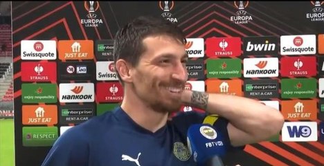 Galatasaray'a küfürlü tezahürat! Gülüşü tepki topladı