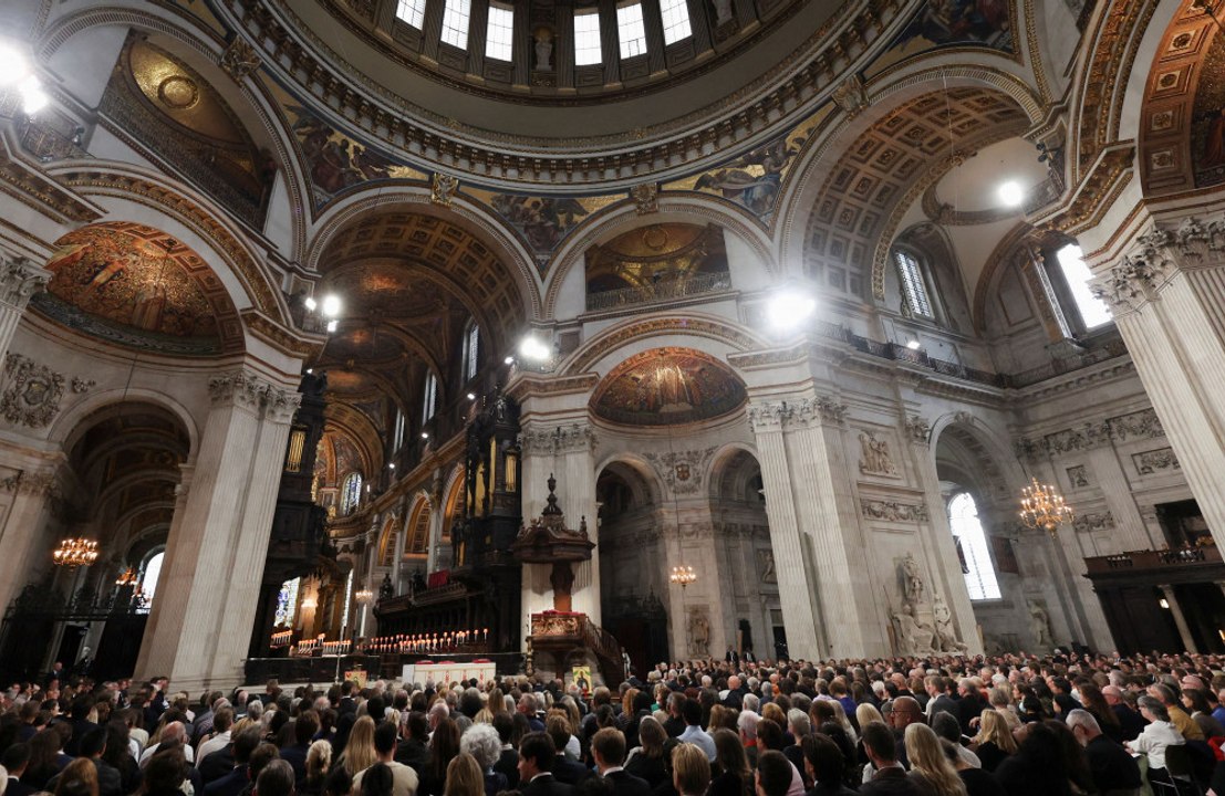 All of Queen Elizabeth II’s grandchildren set to take part in a vigil to mark her life