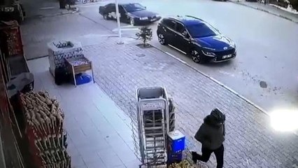 Antalya’da belediye başkan yardımcısını silahla yaralayan şüpheli kamerada