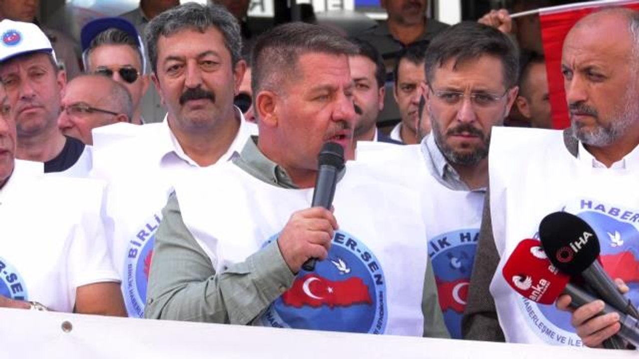 Bartın haberleri | Birlik Haber Sen, Ulus PTT Önünde Sorunlarını Anlattı: "Eşit İşe Eşit Ücret Verilmesini İstiyoruz"