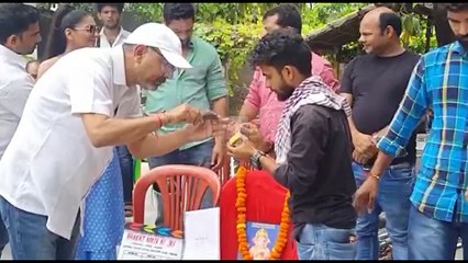 प्रिंस सिंह राजपूत,पायस पंडित,भारत माता की जय, रवि किशन