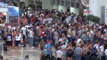 KORONAVİRÜSTEN SONRAKİ YENİ REKORU ANTALYA VALİSİ AÇIKLADI; TURİST SAYISI 10 MİLYONU AŞTI