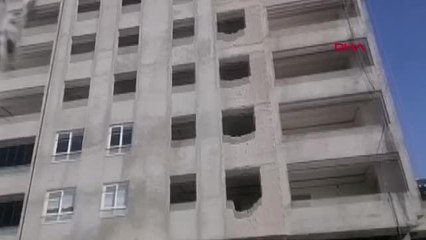 9'UNCU KATTAN BAŞINA KALAS DÜŞEN İŞÇİ ÖLDÜ