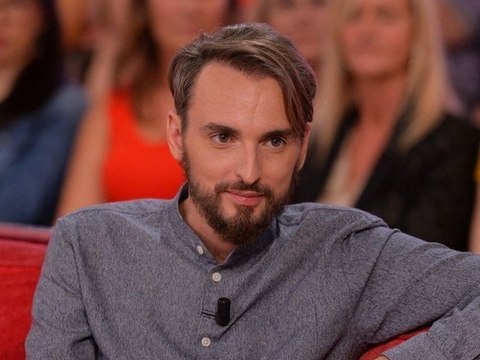 Christophe Willem obligé de voir une psy après le gros échec de son album, fin précipitée de sa carrière...