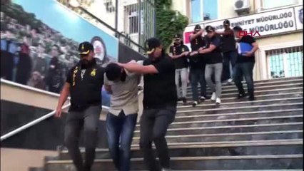 İSTANBUL-BEYLİKDÜZÜ'NDE İŞ ADAMINI OTOMOBİLİN BAGAJINA KOYARAK KAÇIRAN ŞÜPHELİLER YAKALANDI