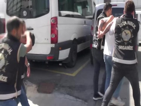 Son dakika haberleri | Sedat Peker'in Evinin Önünde Yaşanan Silahlı Saldırının Zanlıları Adliyeye Sevk Edildi