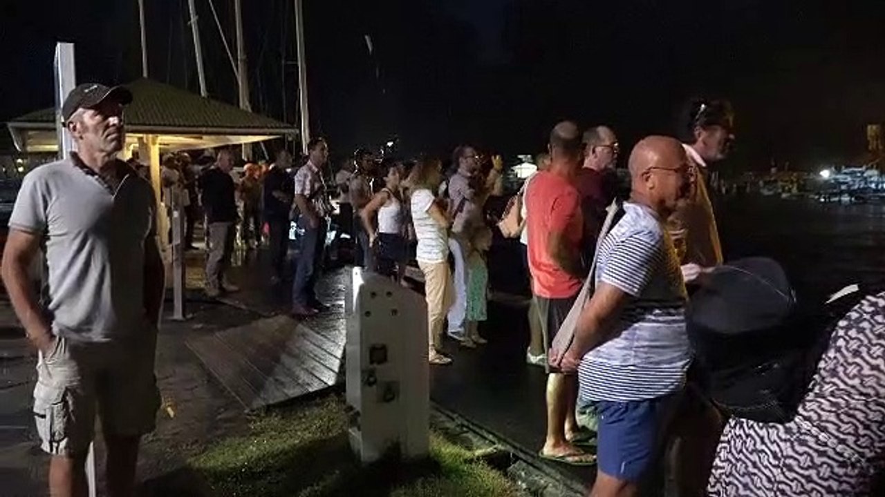 Arrivée d'Armel Le Cléac'h sur Banque Populaire IX à Pointe-à-Pitre, jeudi 8 février 2018