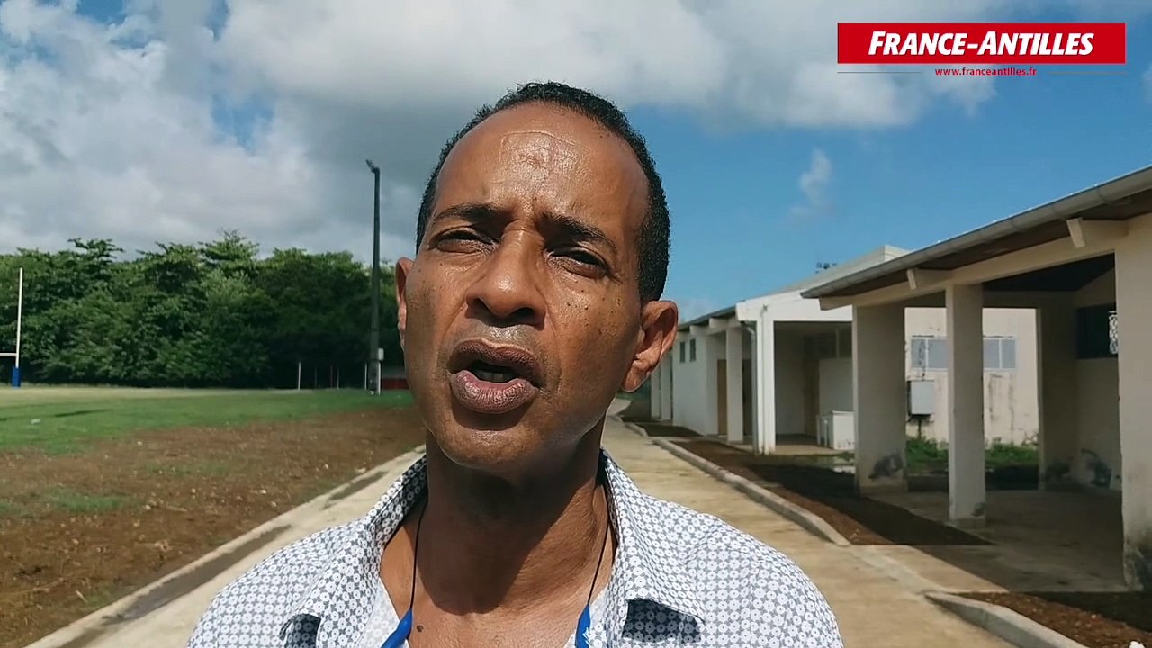 lycée Frantz Fanon - réaction Gérard Laguerre