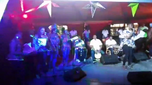 Chanté Nwèl de France Antilles