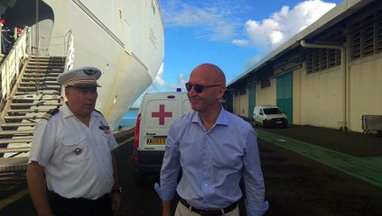 Arrivée du Dixmude à Pointe-à-Pitre