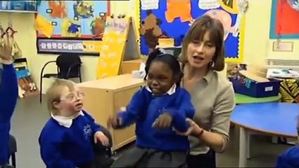 Something Special - Mr Tumble - Full Episode - School_2