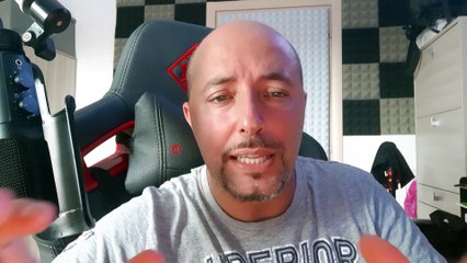 Francesco Facchinetti una furia, rischia il posto per la questione Totti-Blasi