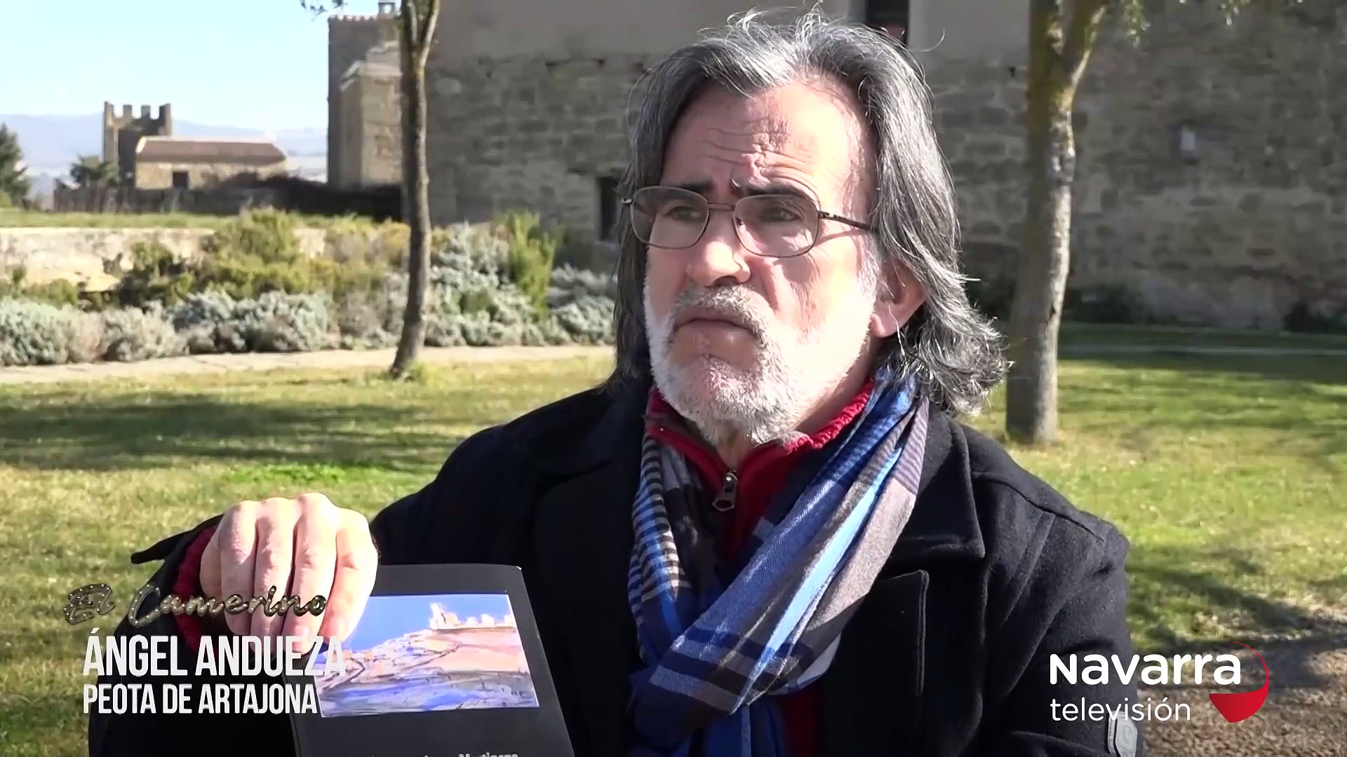 10/2/2022 El autor Angel Andueza presenta su primer poemario Cierzo en la Chofeta''