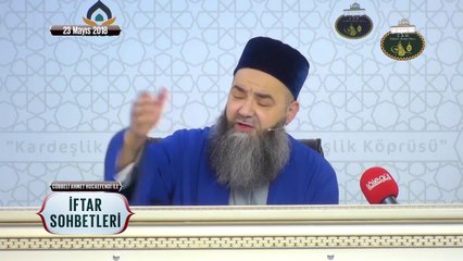 Bir Adam Sâdece Farz Namâzları Kılsa Bile Buna Gâfil Diyemeyiz!